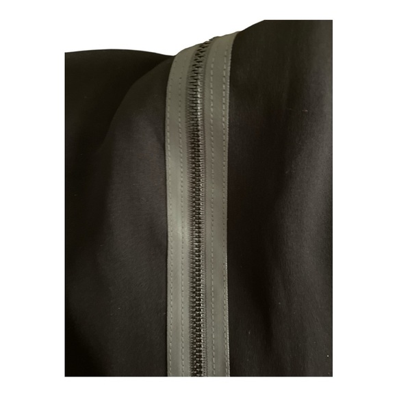 Elie Tahari Black Sheer Zip-Front Blouse - Picture 5 of 8